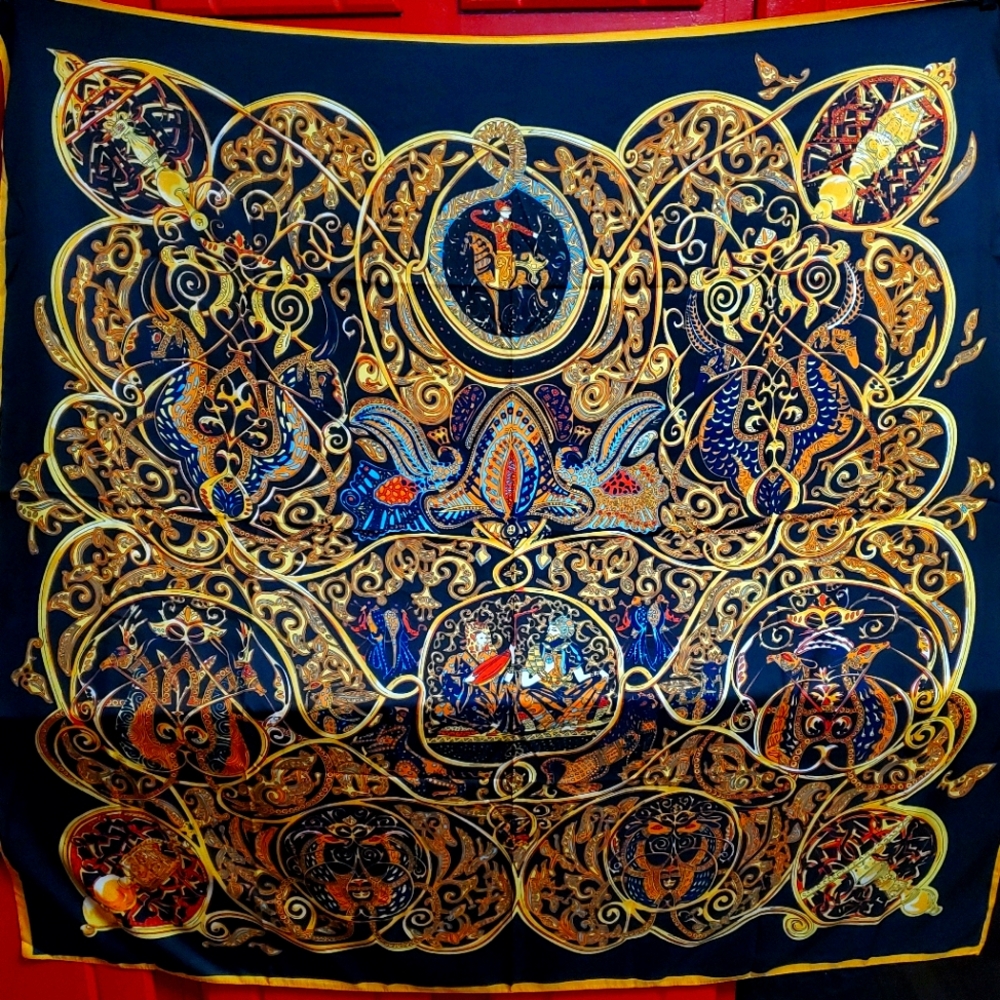Xtra Large Silk Scarf